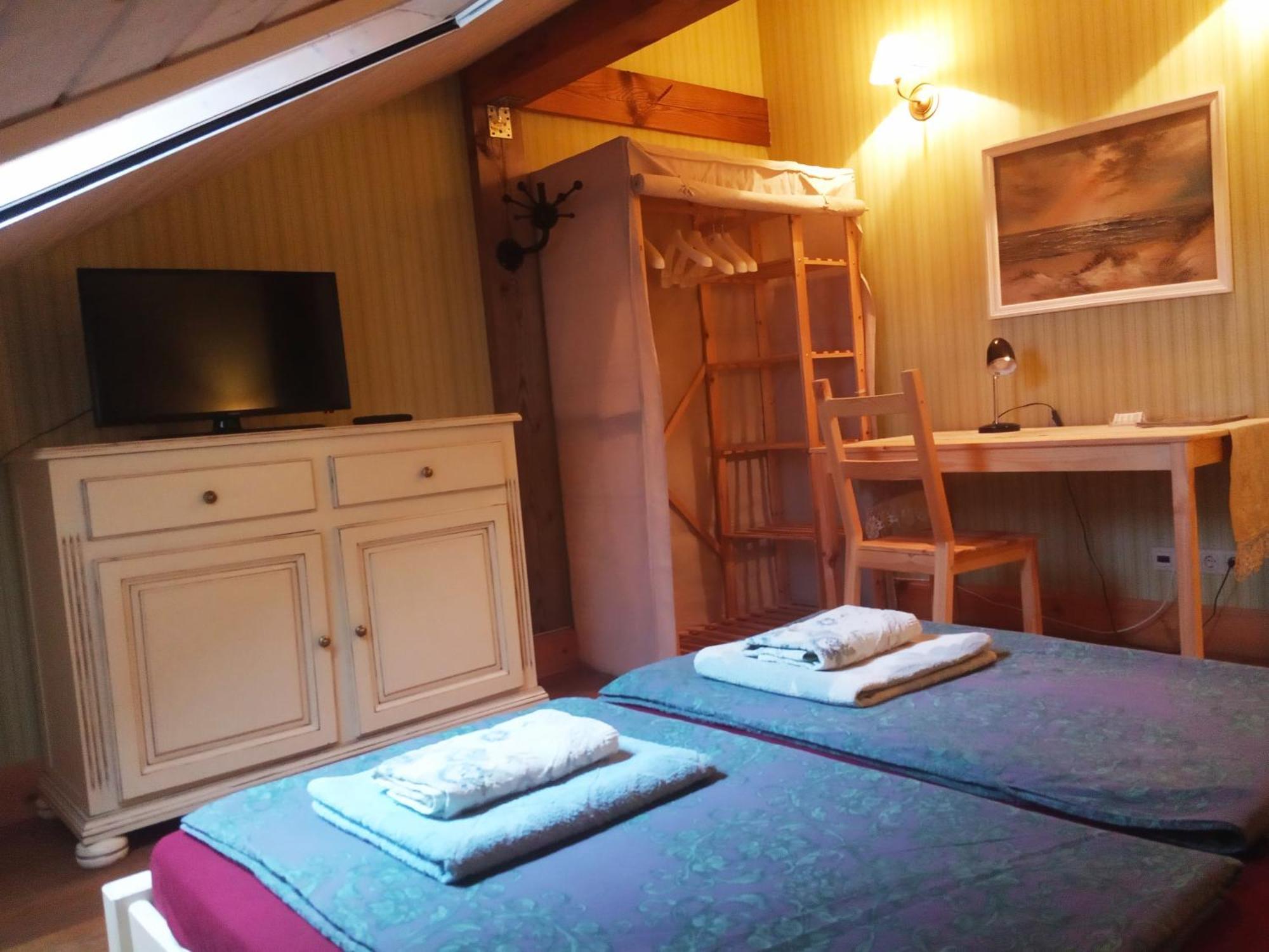 Hostal Senosios Geguzines Ukis Habitación foto