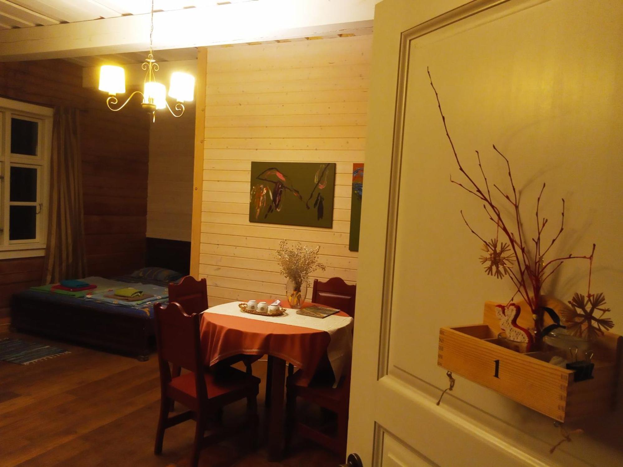 Hostal Senosios Geguzines Ukis Habitación foto