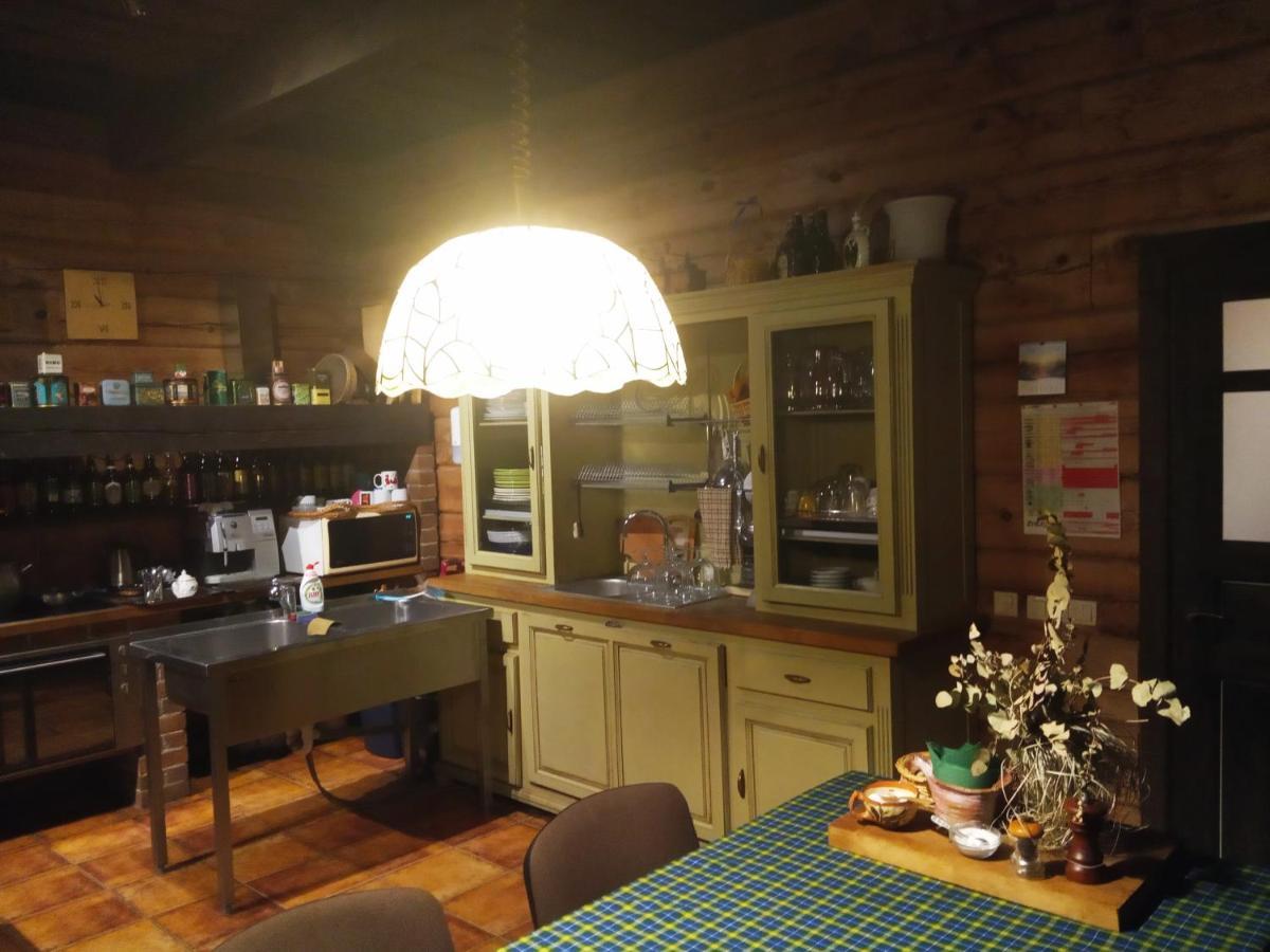 Hostal Senosios Geguzines Ukis Exterior foto